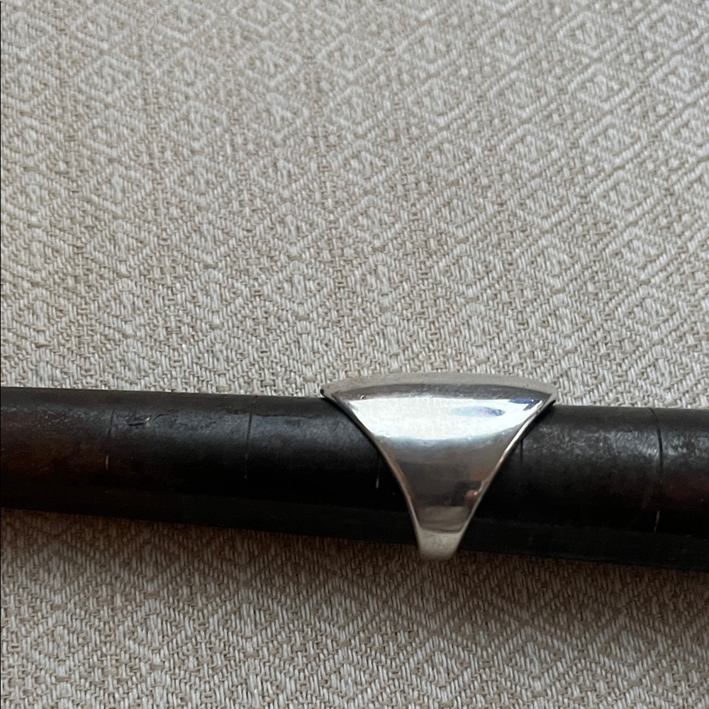 Silver Teardrop Ring